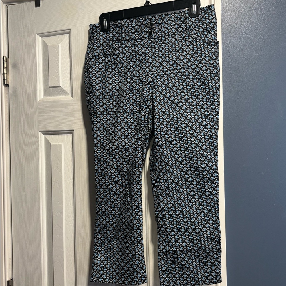 Women’s Soho-Black and Blue Patterned Capris